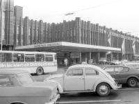 Haupteingang Rheinhallen zur ISM 1972