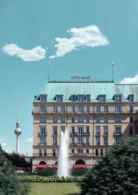 Die Legende am Brandenburger Tor; Bildquelle Kempinski