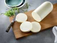 Arla Pro Grilling Cheese ist sehr einfach zu schneiden und formstabil