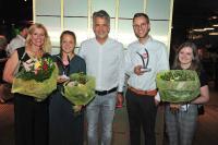 Gewinner der 'Produktinnovation des Jahres' und des Start-up-Award 2022 v.l.n.r.: Anja Eigen und Sarah Wankelmann (beide DHA), Otto Lindner (IHA), Gerhard Wasem und Anna Kilian (beide MiceRate).