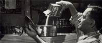 1920er - Ein Geschirrspülmittelspender, der die Abfallmenge reduziert, ist der erste Schritt in punkto Nachhaltigkeit