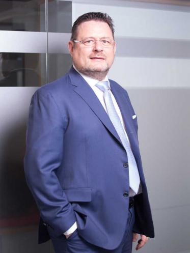 Walter C. Neumann wird CEO der Grand Metropolitan Hotels